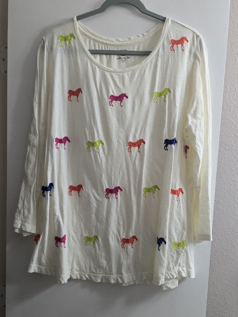 224 Crown & Ivy White Cream Long-Sleeve Tee with Colorful Zebra Embroidery
